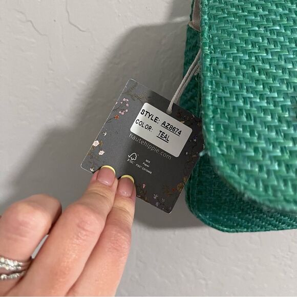 Haute Hippie Straw Flowers Bamboo Handle Satchel Shoulder Crossbody Chain OS - Picture 8 of 9